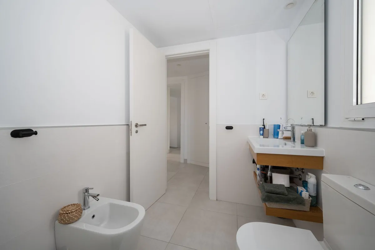 df2a7127-6394-49e1-9157-4388265774e9