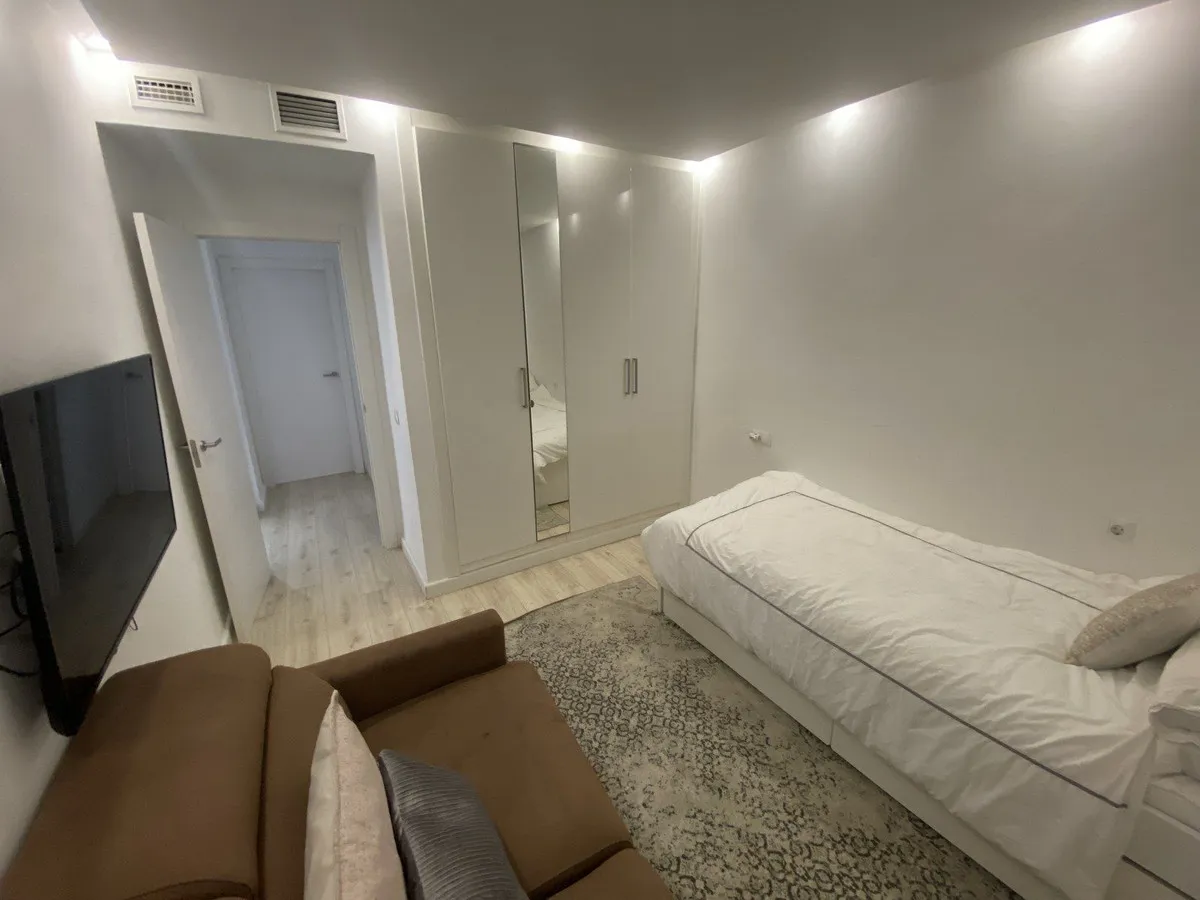 f36dc687-169b-49fc-8038-5c982480f6db