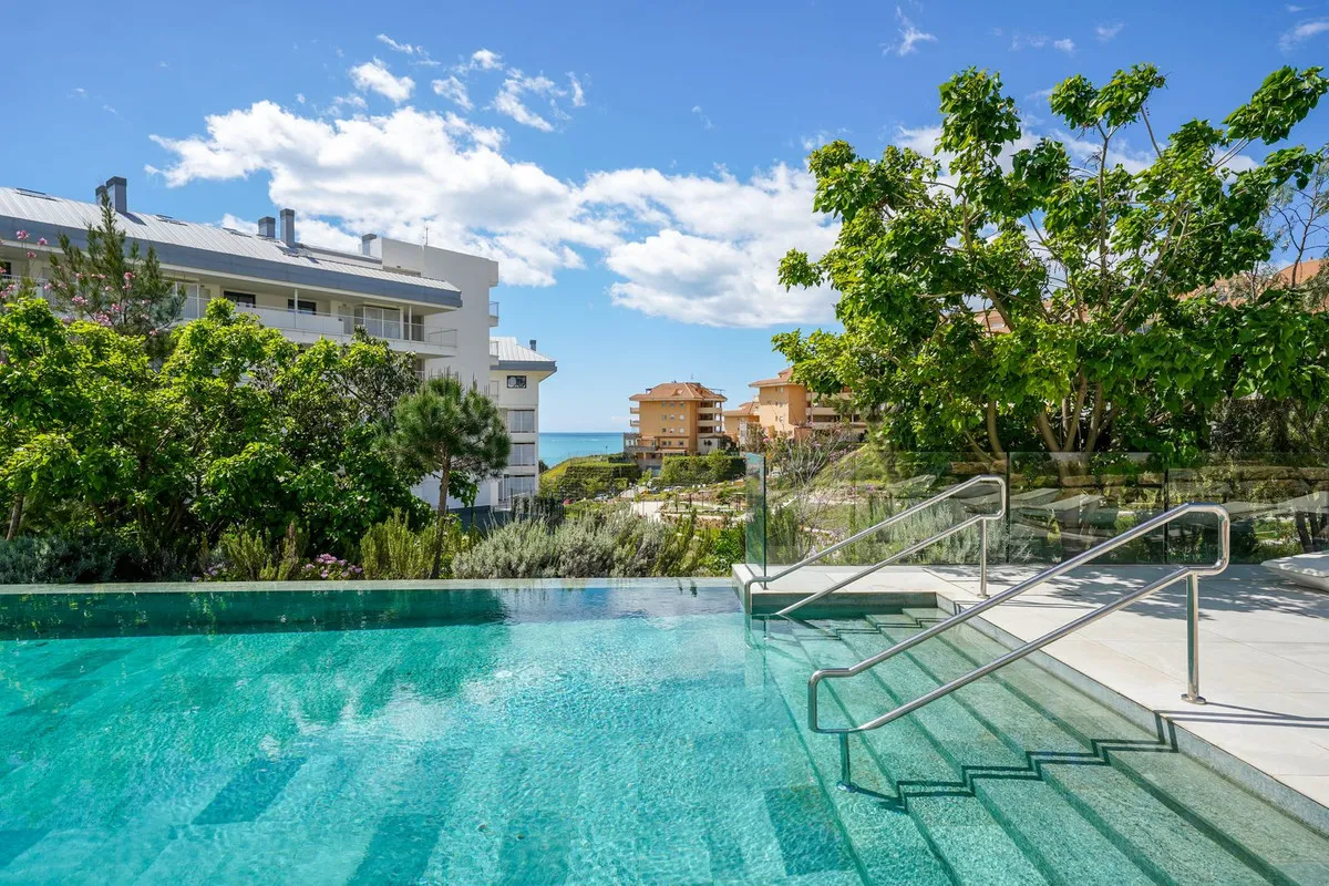 9ee31a03-a73d-402c-b3d5-e599743c0f07