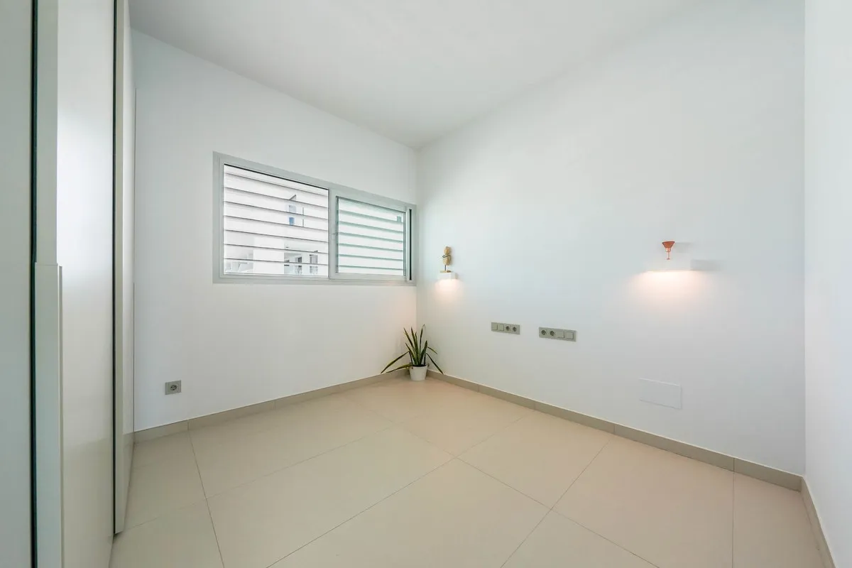 a7c139b2-1eab-41c4-ab54-224bedfc1a08