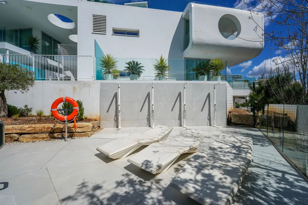 cfbd72ca-a38b-46c7-a22c-c12a4be9571a