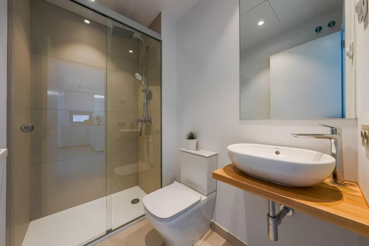 e860e323-135a-4275-9d73-bc4fcd60a3c5