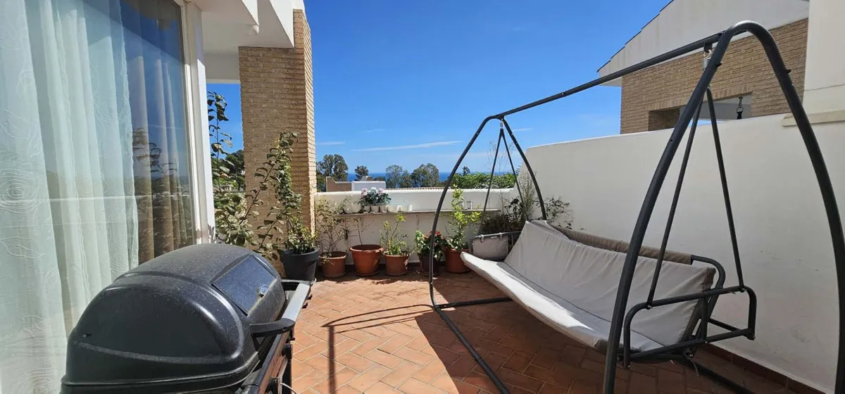 1f33781b-dd98-4eb4-a6df-e3cad753a209