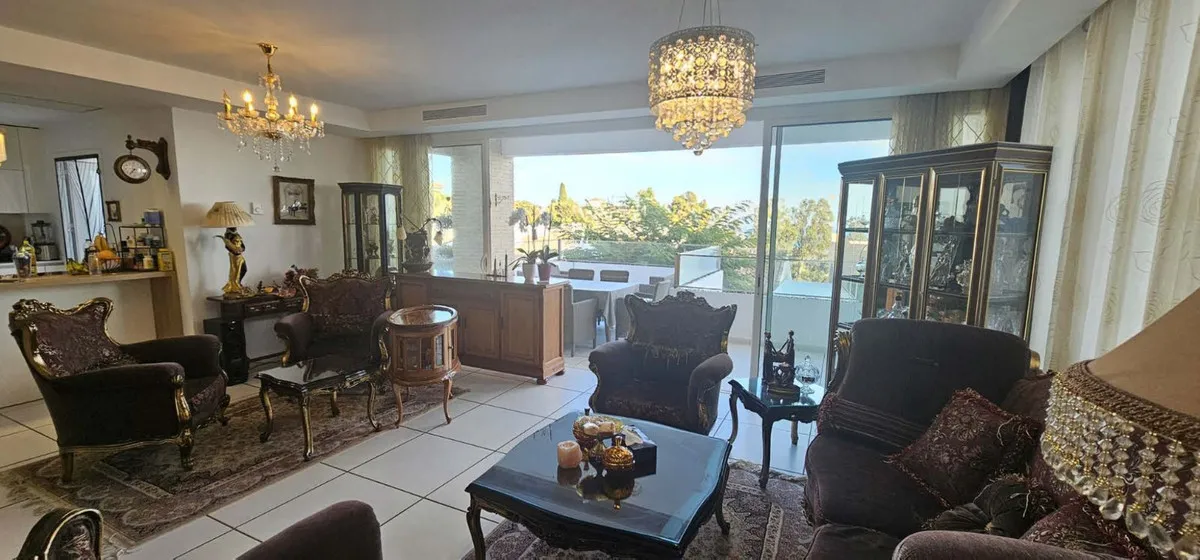 6301d2ac-e142-4986-a033-37db0ba33789