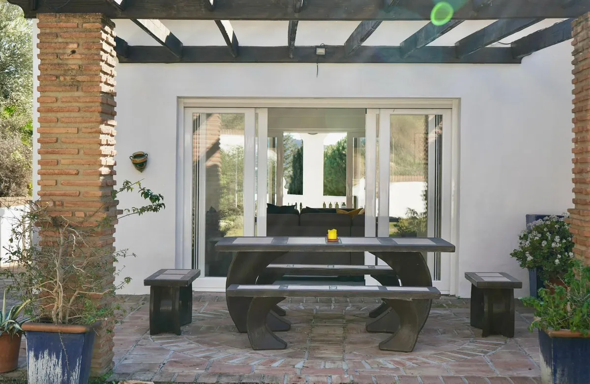 1695e9c4-c663-45cf-bb21-6630b4bf538b