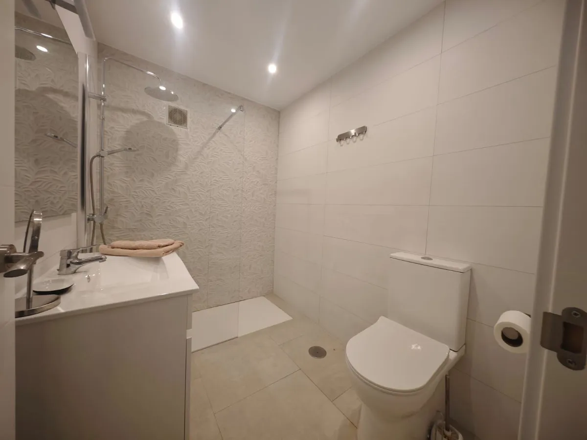 78f1e976-4b9e-47b0-89ea-1507c3e72852