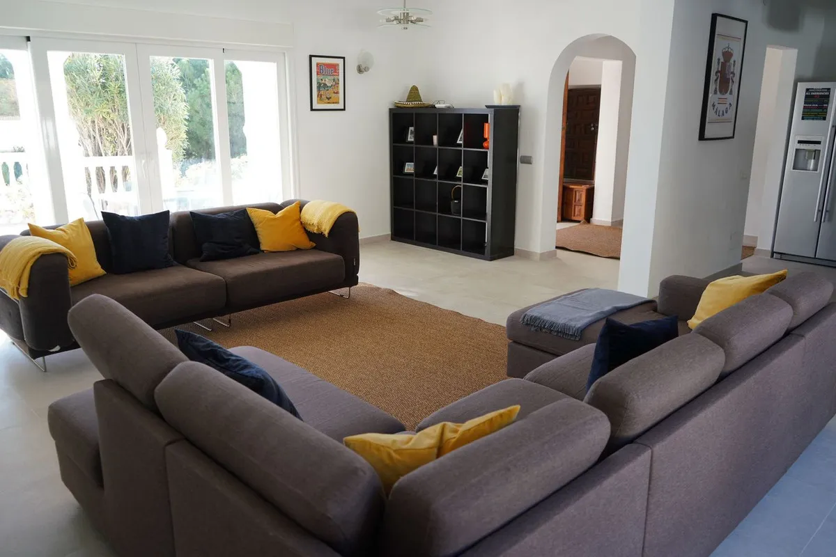 de6963af-230a-4029-a78c-8e812c04a1b3