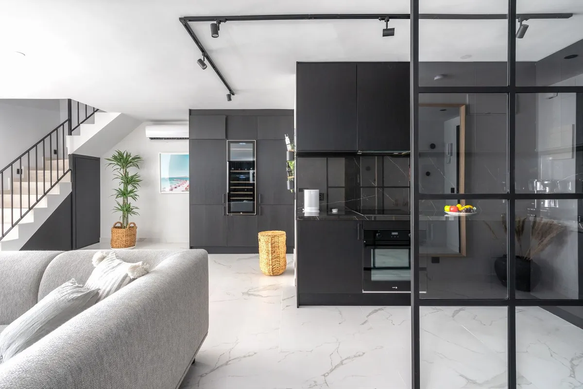 102ae699-2319-4ed9-933e-496b6008b178