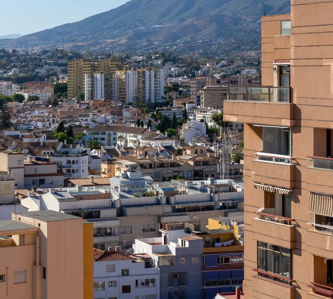 2b327a61-515e-4d66-b93d-8f3561a8196a