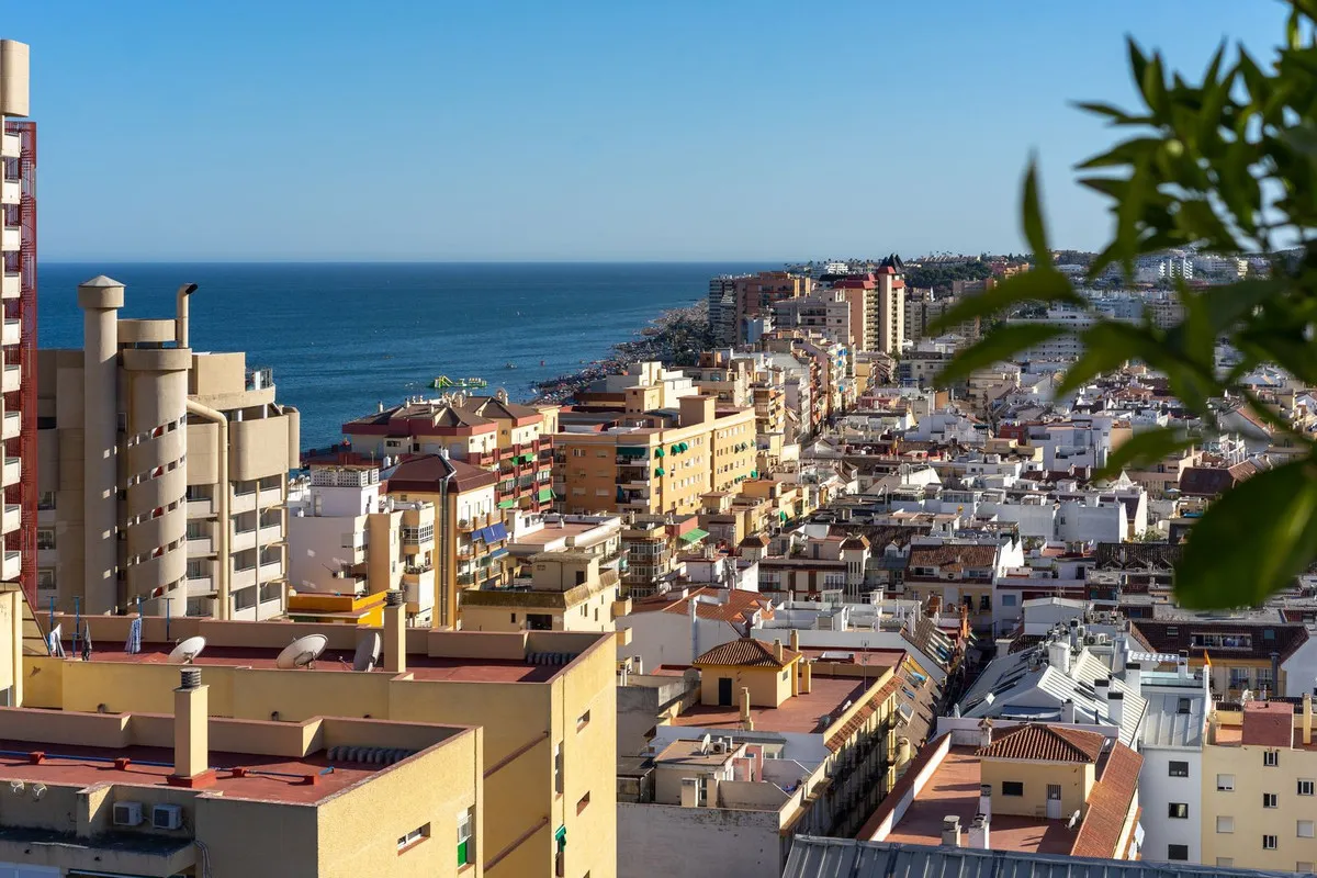 82e98547-4365-486c-8628-7b8d843a85c9