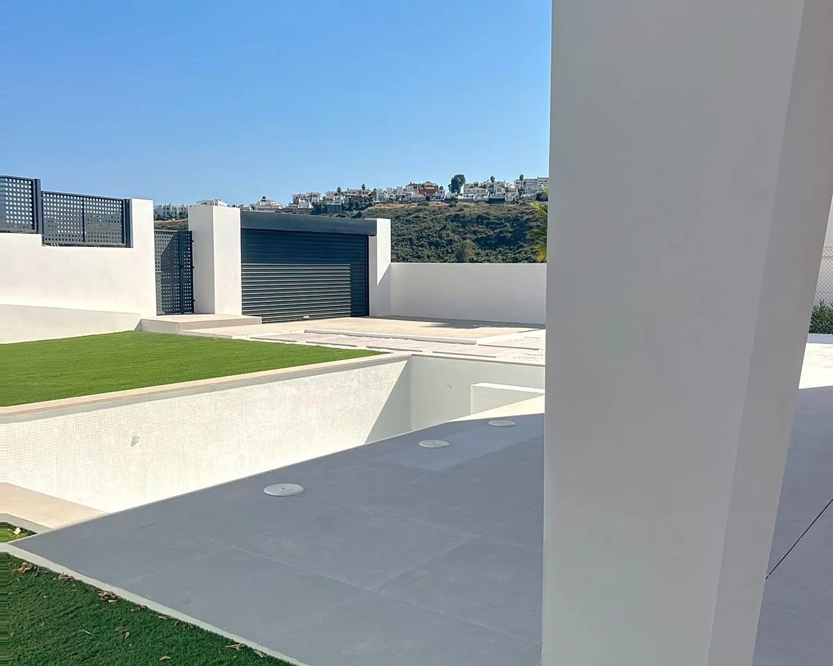 816b1191-63fc-4bdb-a4e3-a170da433f0e