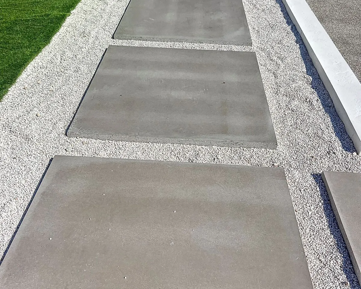 dea31916-1807-4f99-a214-8e0642ab4bb3