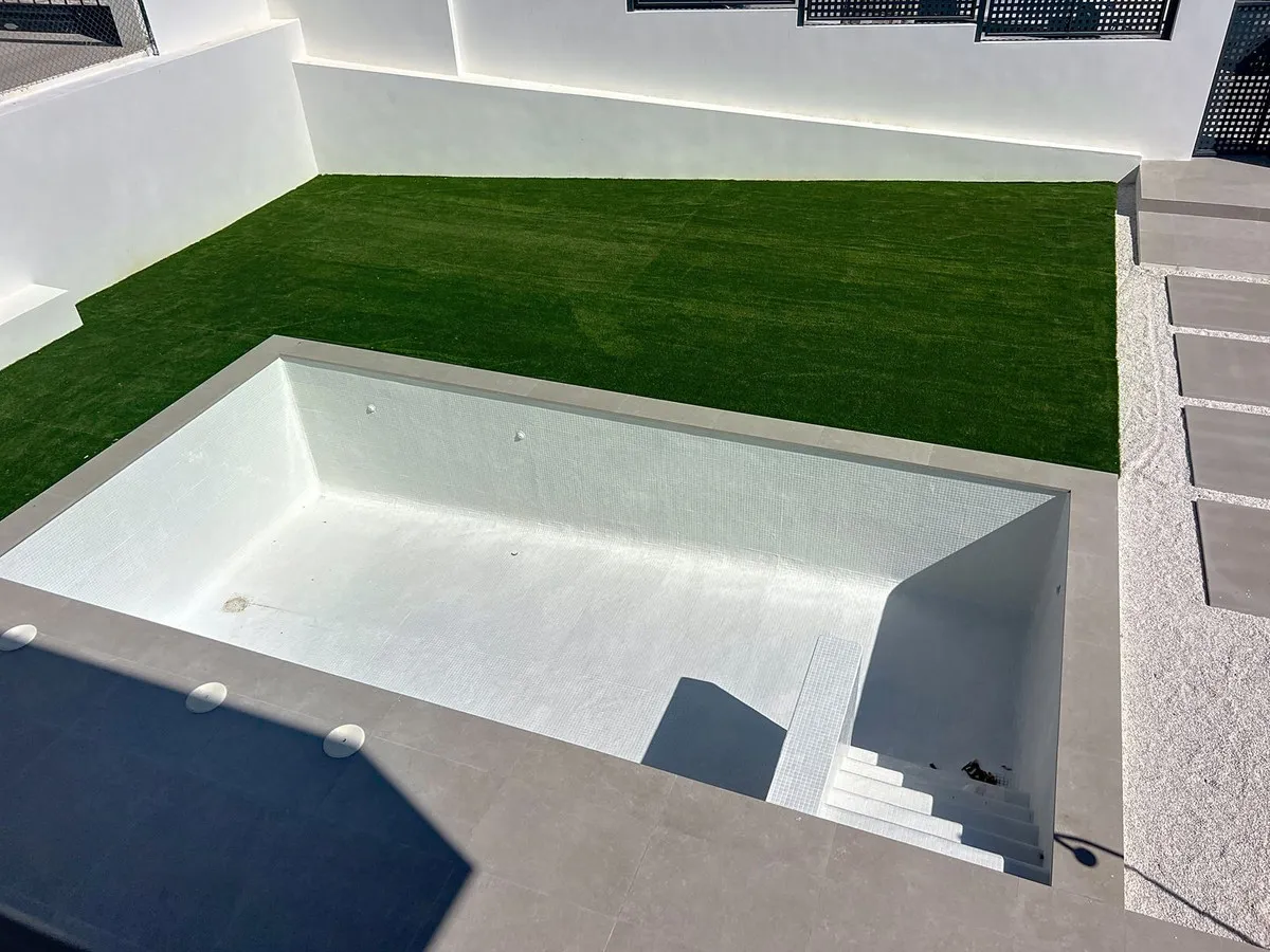 f48e689f-efc1-45e5-b5bd-5a263bade071