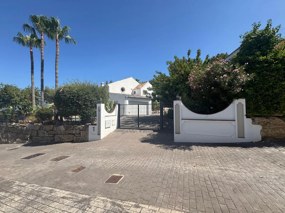 1aba1edd-e052-4b91-a4a1-c132713abb3f