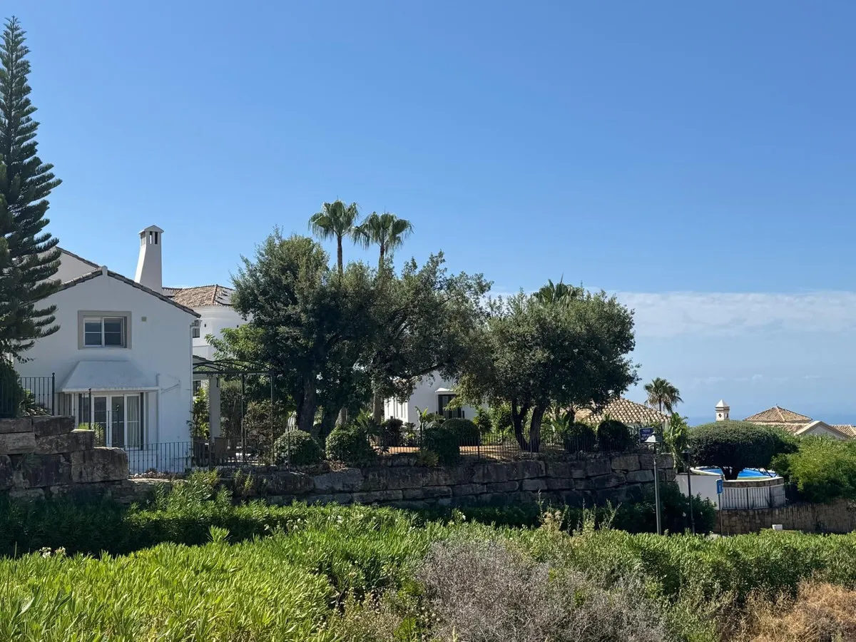 1b703e13-8340-409c-a214-618c4cdb1d4f