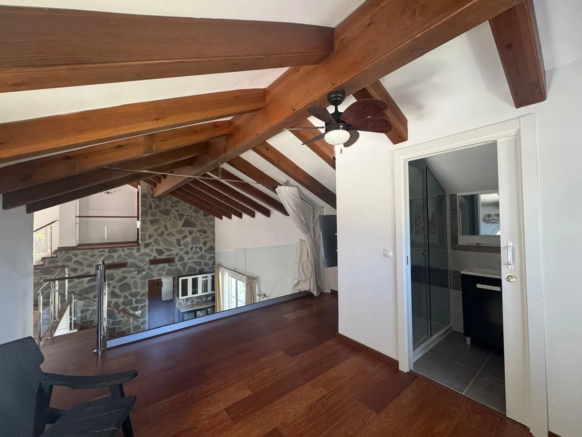 5c7cbe93-0f9f-44e7-b6d7-70bfbde419fa