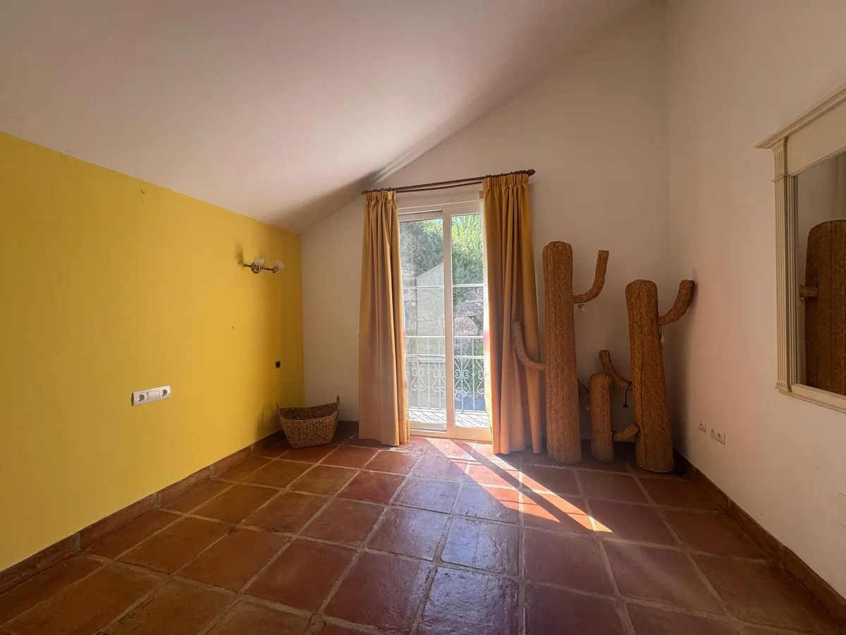 a6189469-4126-4817-a54d-ea34ef134f14