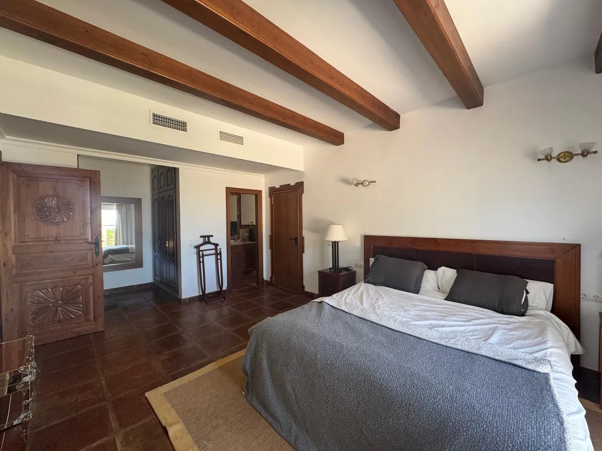 bc448562-77e8-4317-86d9-64ecd9f76723