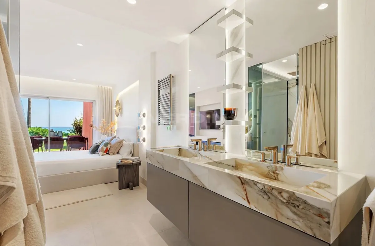 0fb1b347-f21a-467e-ac47-36c9e0d843bd