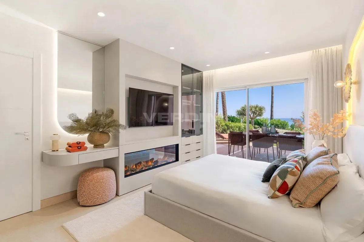 96ad01d4-d950-4e6e-8641-8aea257e0543