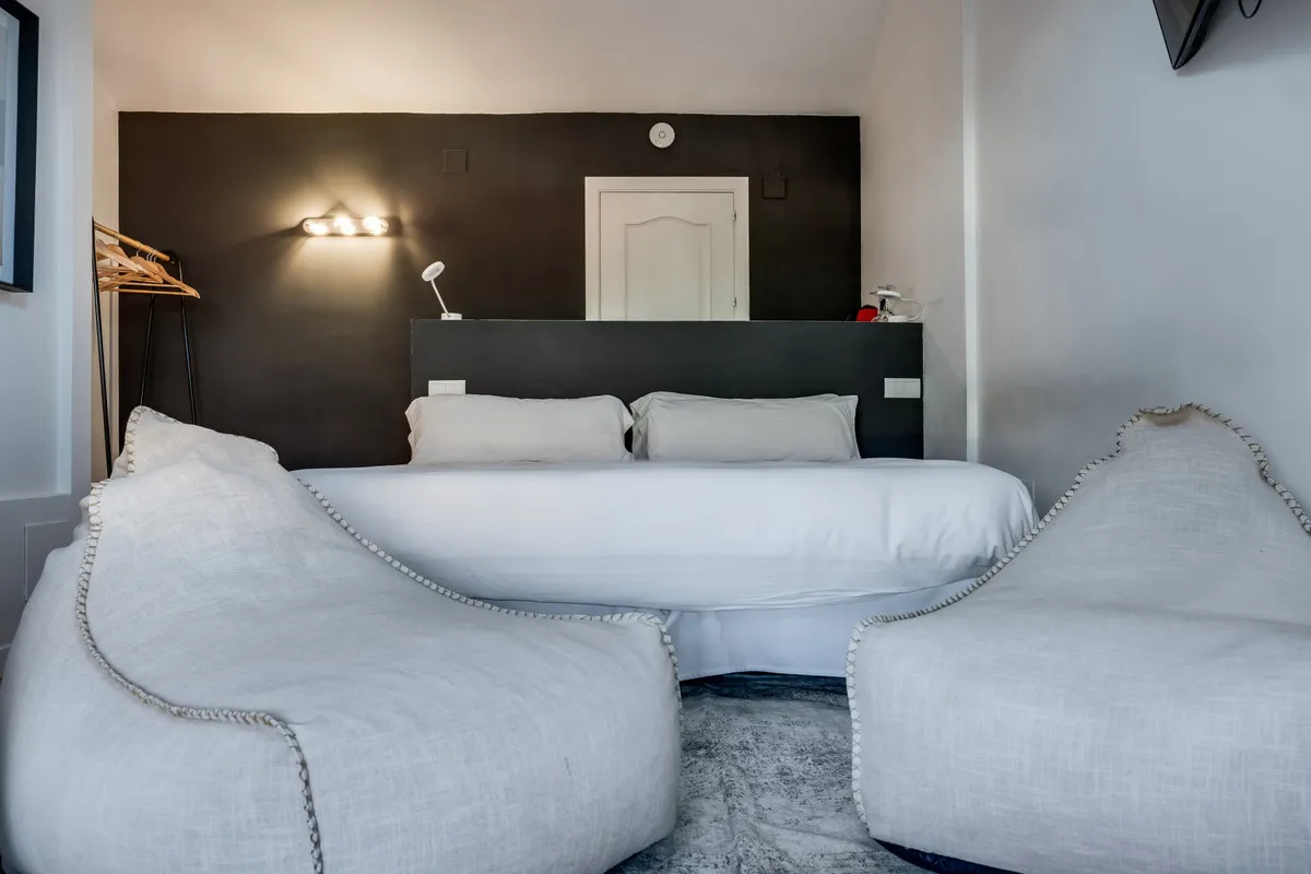 a9636439-31fa-4794-877d-539890095327