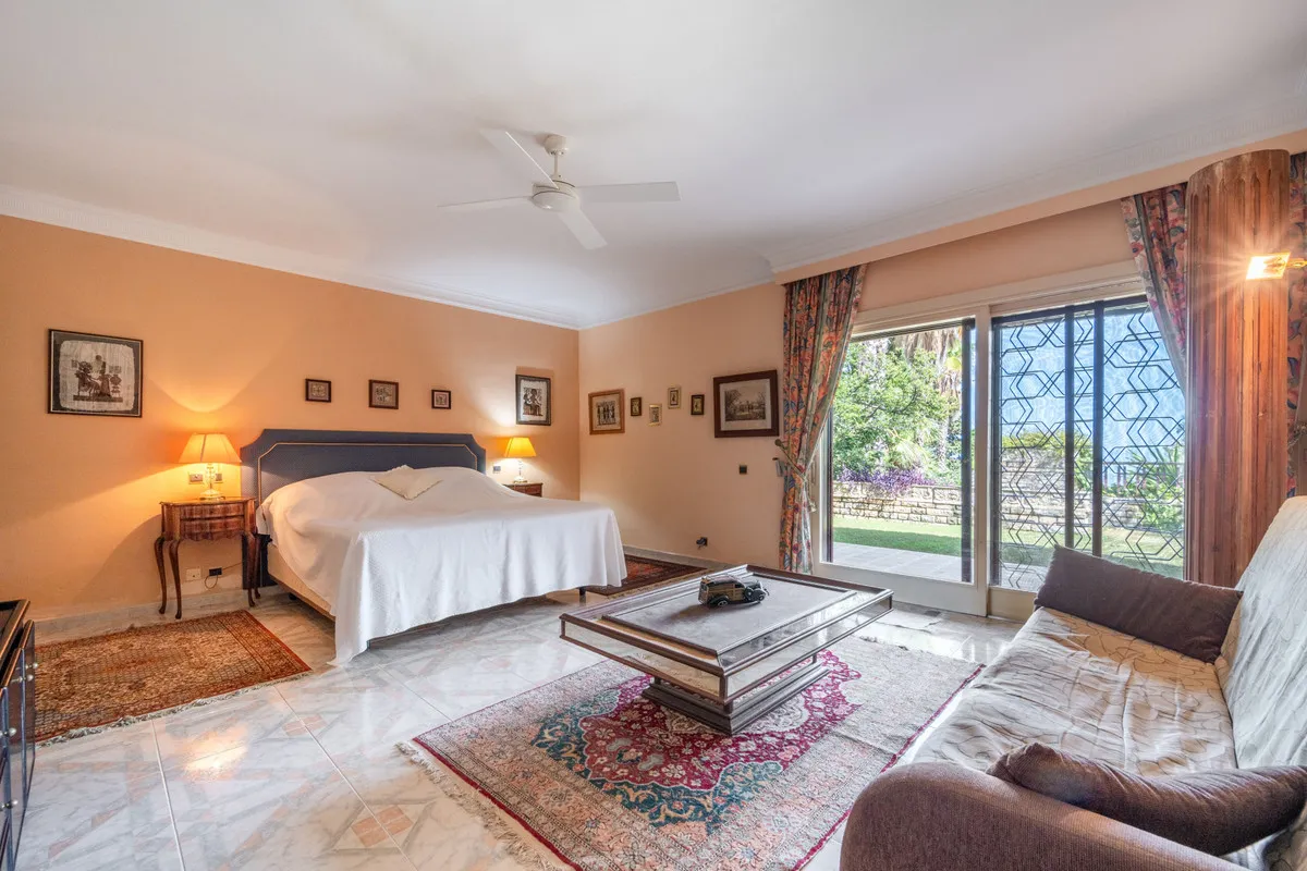 34c83324-9a45-472f-ba69-0b7e96c29803