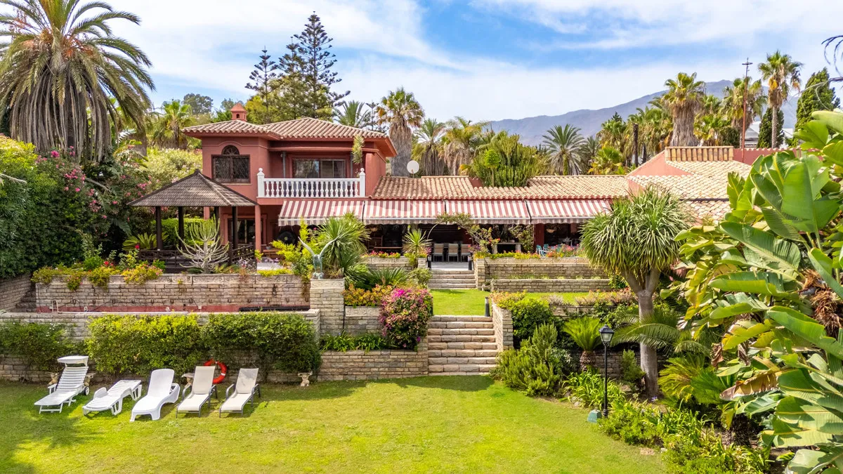 78b85bea-57f9-4365-8578-93fa3795cbe8