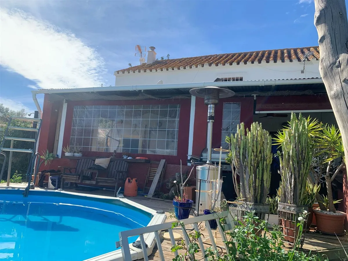 a43f1990-9892-4581-b7fd-3f7edcdce8bb