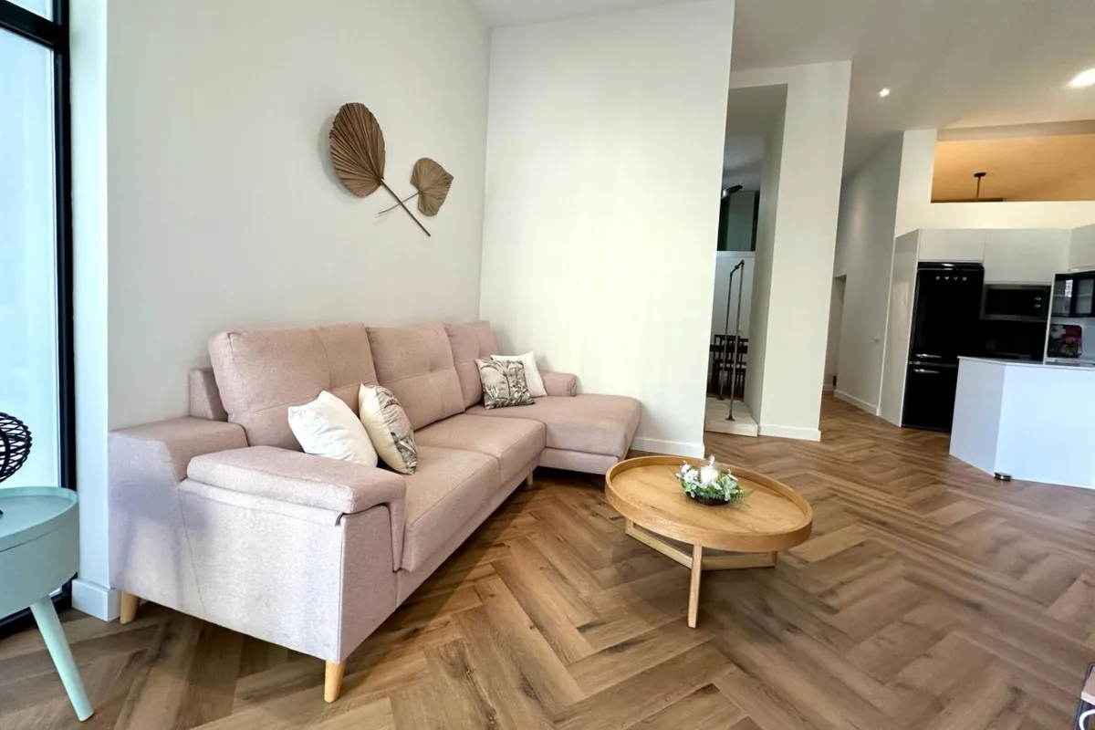 854fa734-e62a-4c0f-a2c2-11875fb919b5