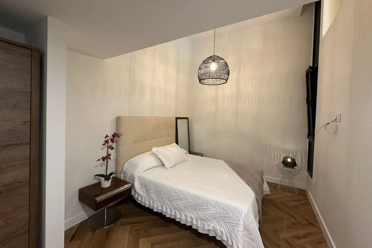 9a107333-da1a-4c9f-a16d-97e25833fbfe