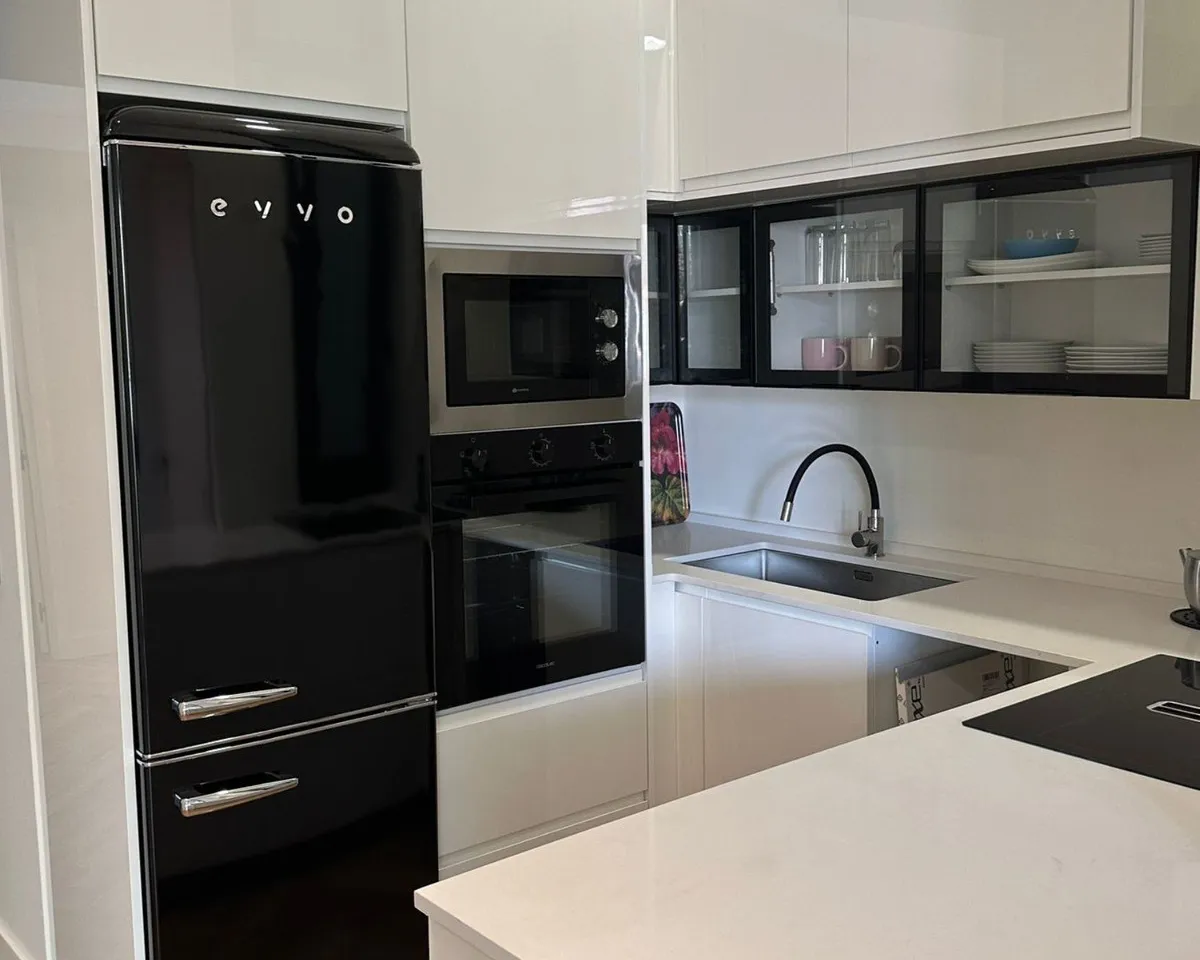 e8c53c37-6e67-4e6e-9d9d-ab38ac1ad7dd