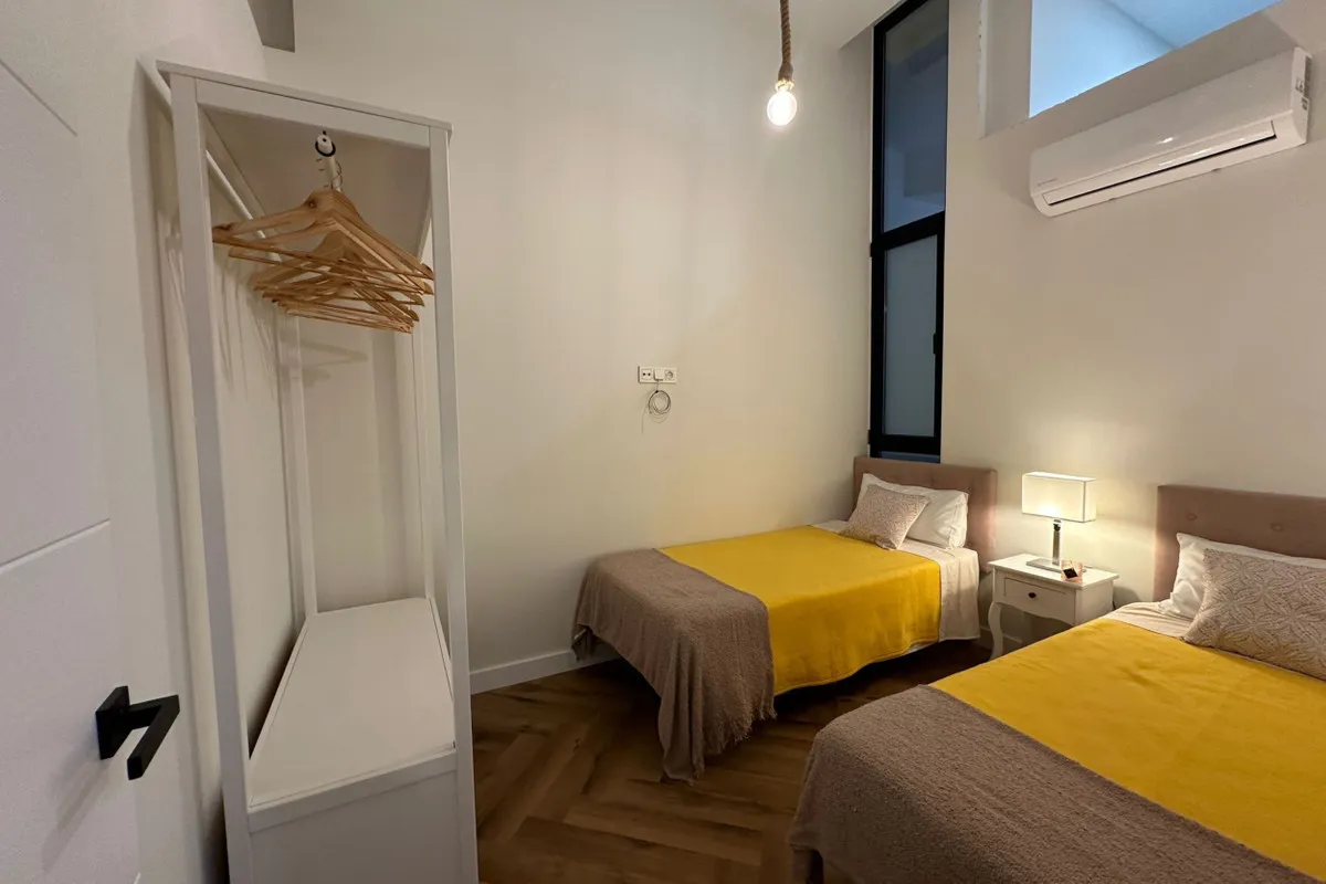 f4151719-9287-4607-88c7-edb5f25d1852