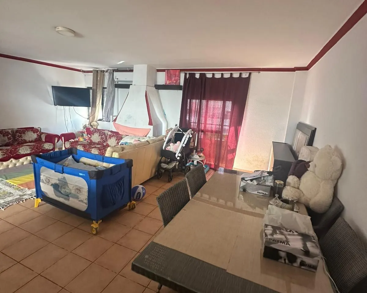 c495e984-e43b-4161-8a3b-d292985ca8f6