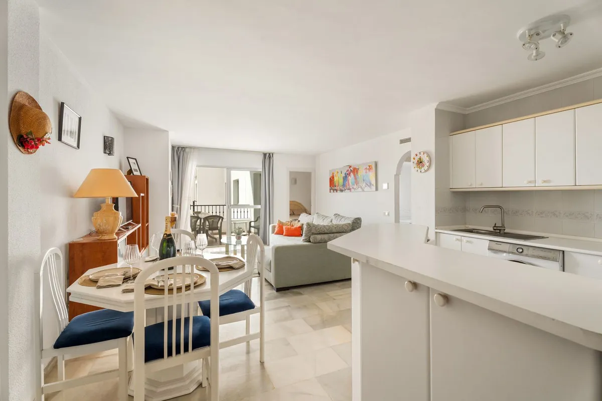 8ac3bae3-7115-4bc4-bb0d-6d4ae7247a53