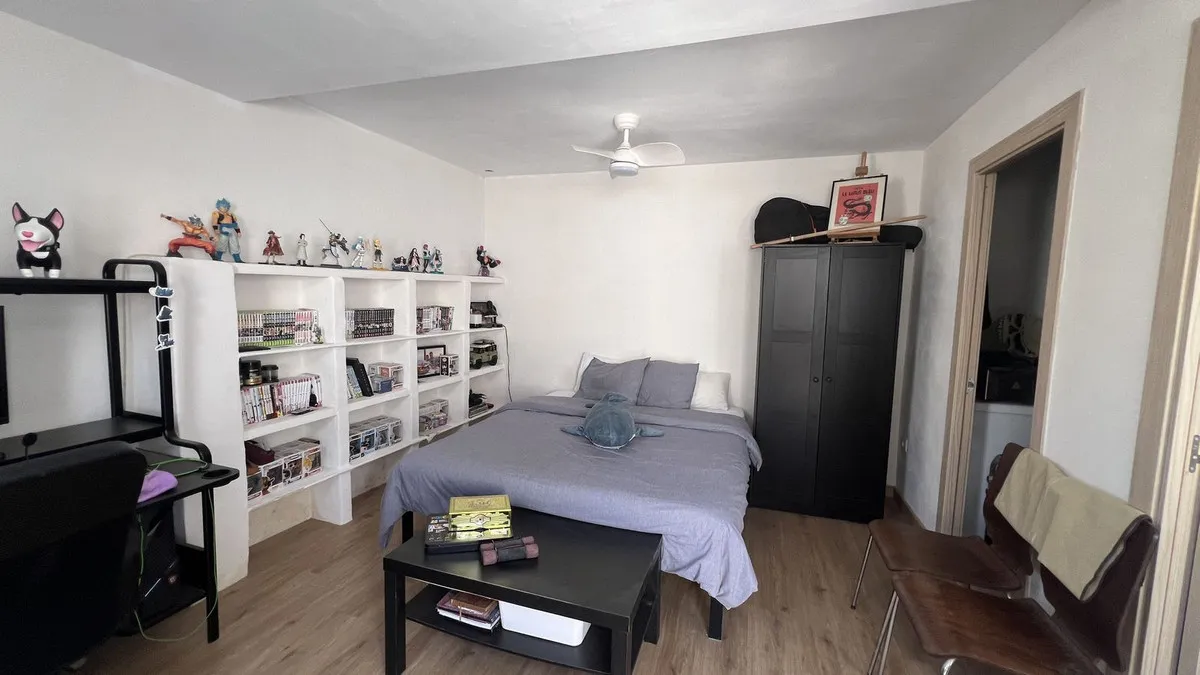 951ad809-5c18-4950-9034-b96f7c3331c0