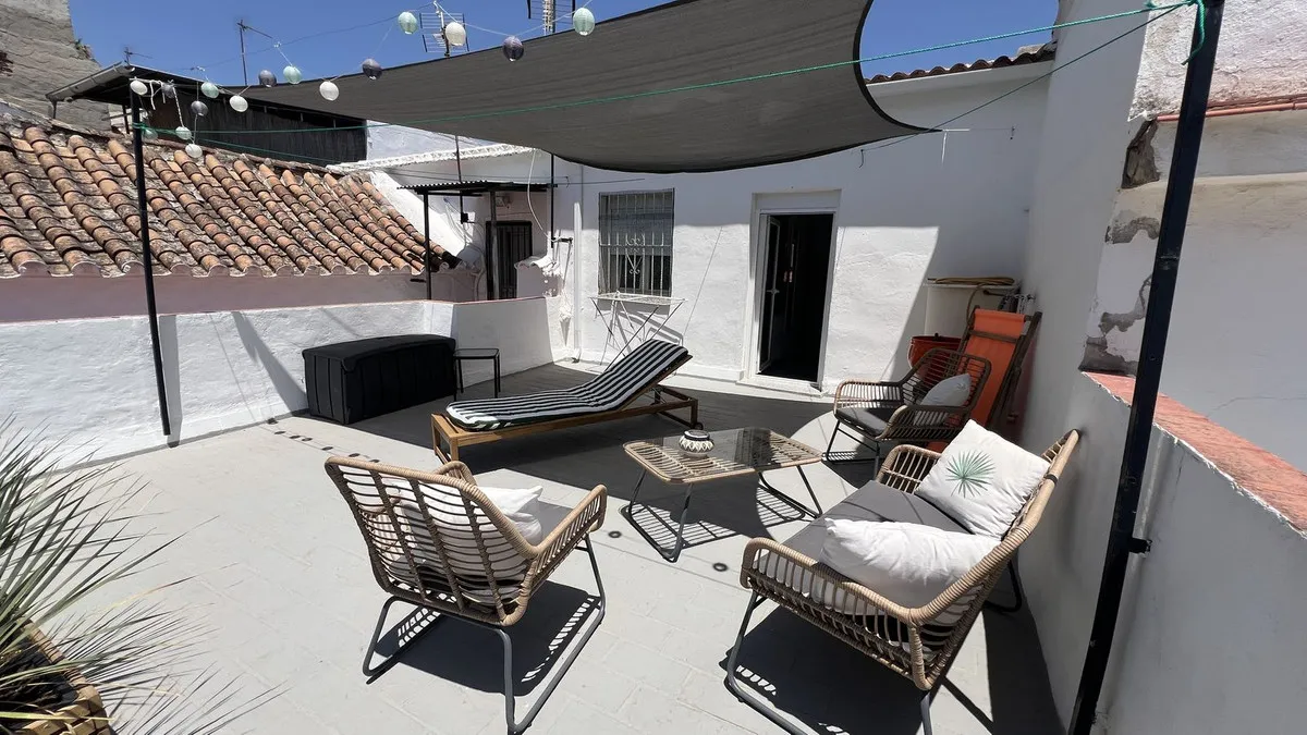 a83530b8-ae2d-4abd-b7e6-438557d0e69f