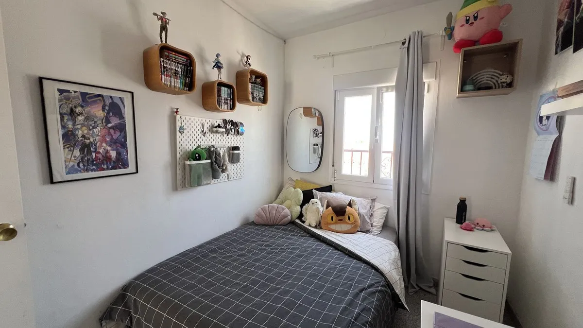 c7b1be74-d02b-43b7-bd12-d599f38403a1