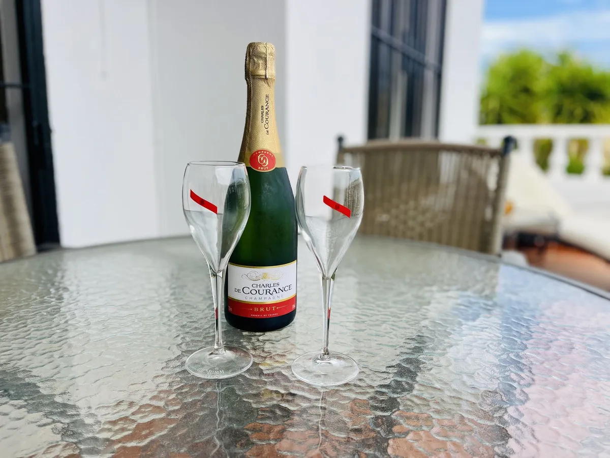 325f040b-4812-43c8-b3c0-0aa8dc31d5fa