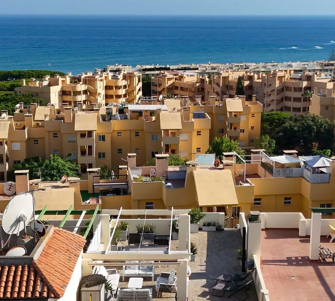 02cd5620-1a8d-4108-b116-8db669ade201