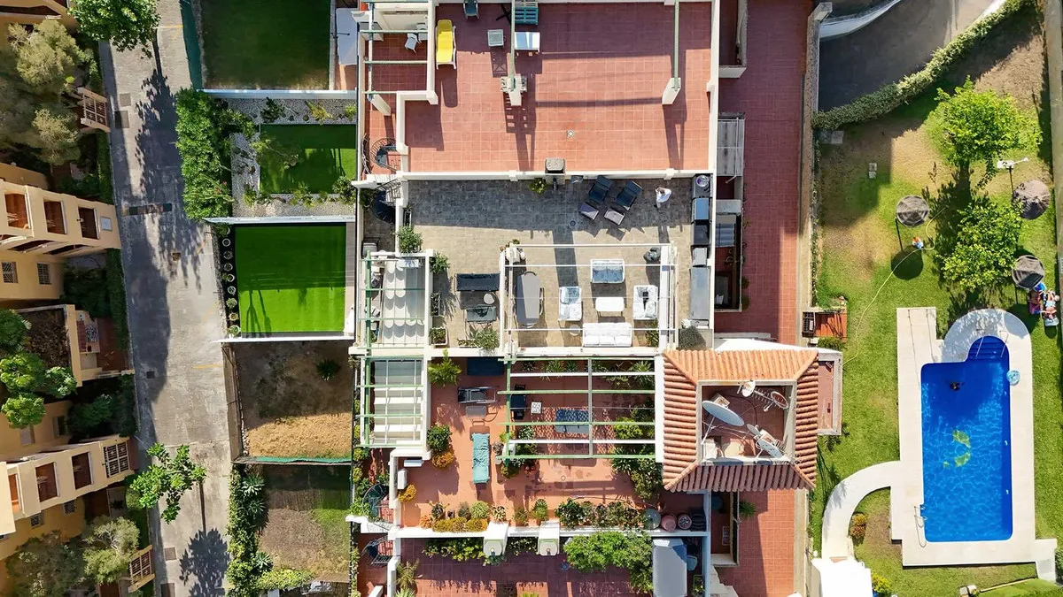 3bd89cf0-99bb-4165-9363-dd3ef57fee9e