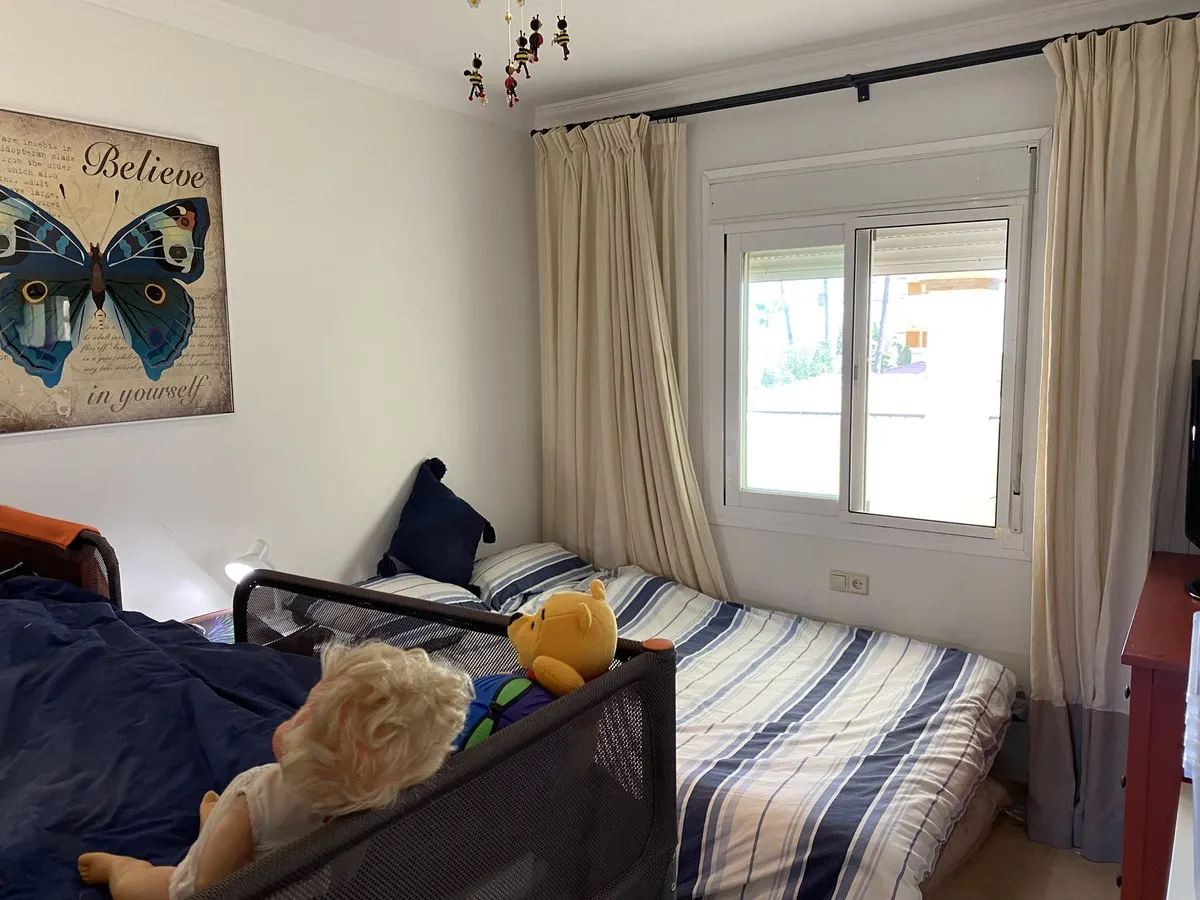 53d0b74b-5a16-4ee3-9097-aeefd4123774