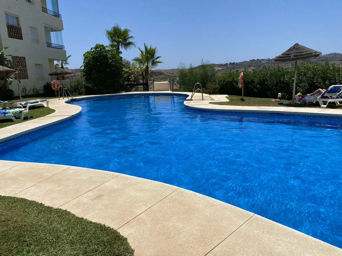 87f22085-b16b-42a4-8a96-0ca7f0393abb