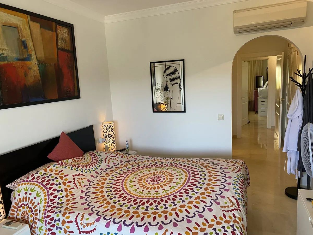 e58ce7c9-9bd2-477b-a656-7aba8a98ca9c