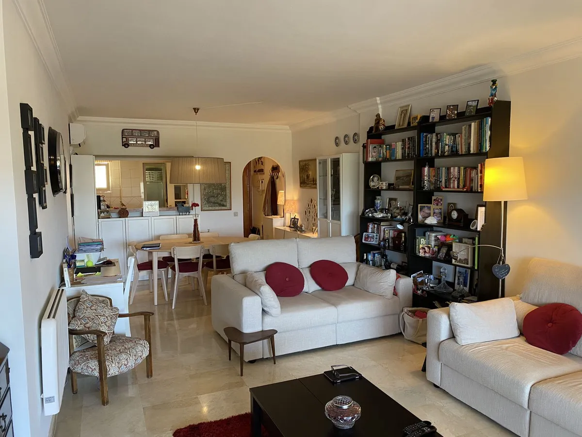 ed4339fe-0442-4c50-b2dd-0df42ce19345