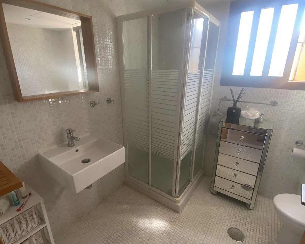 220740c6-ae16-4e4f-98cd-cbb49b6ecc03