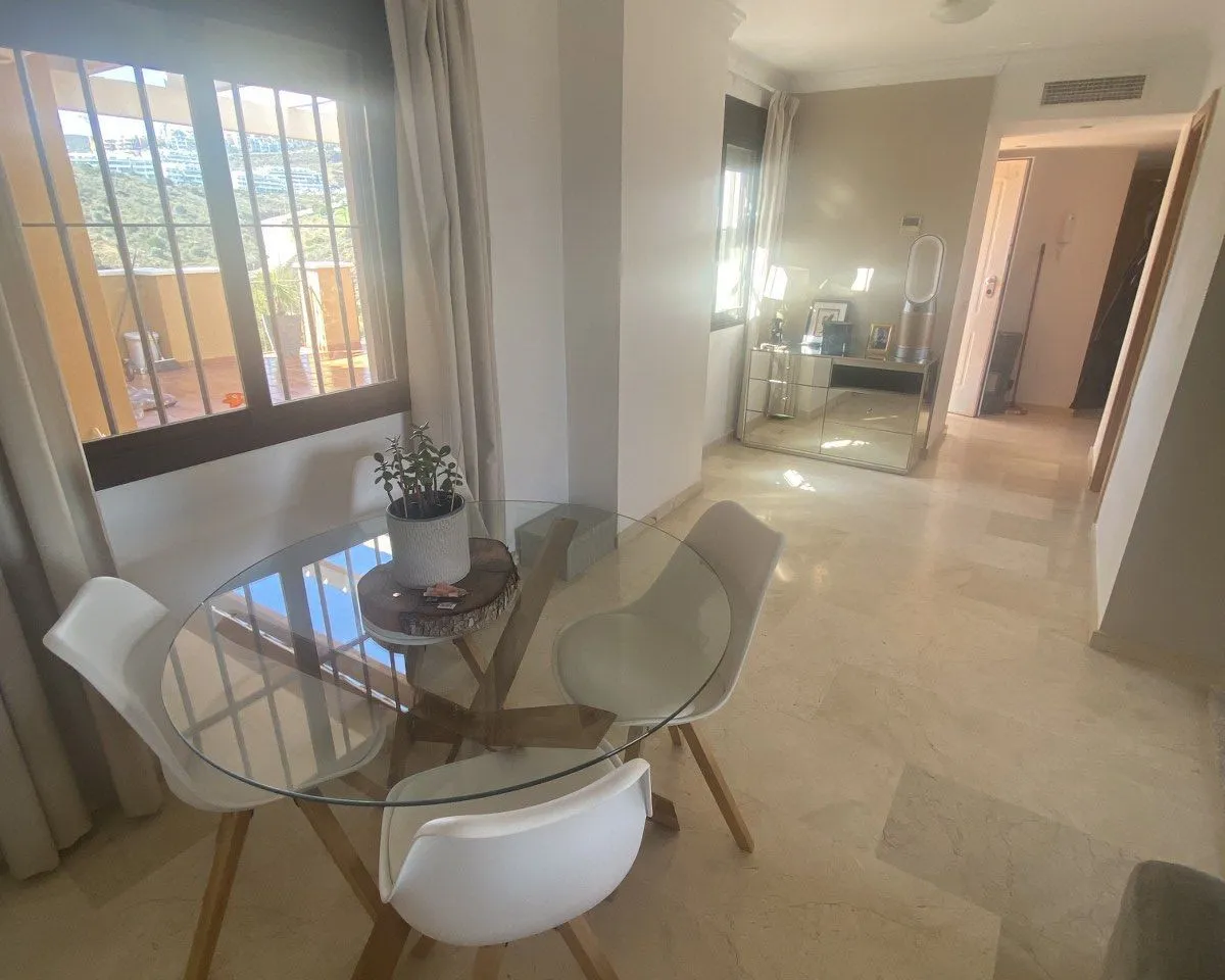 e28eeb3d-e061-4df7-84a1-54299a6fb74a