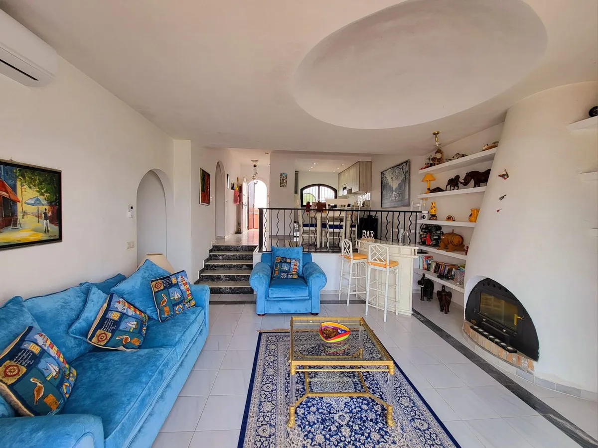 df3bb5a7-8638-41d5-959a-afe7a4b5700a