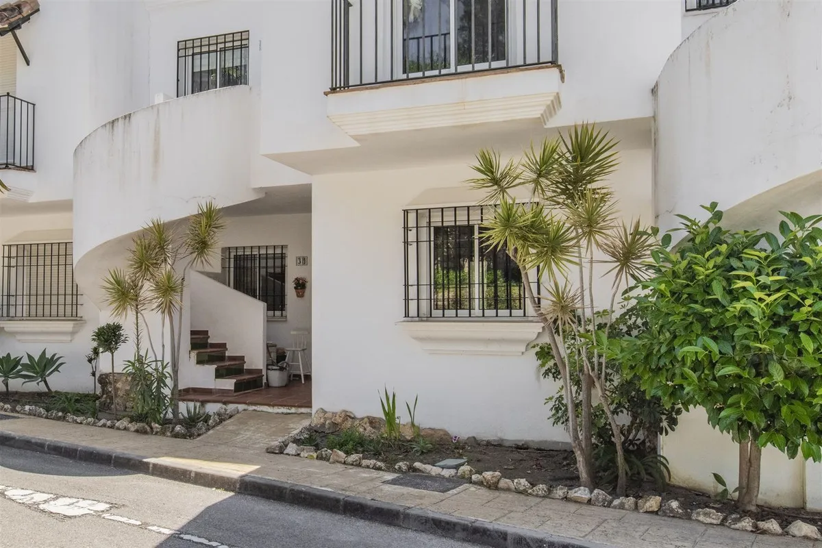 0da12f22-6a0a-4378-a5a1-843d5f3233d4