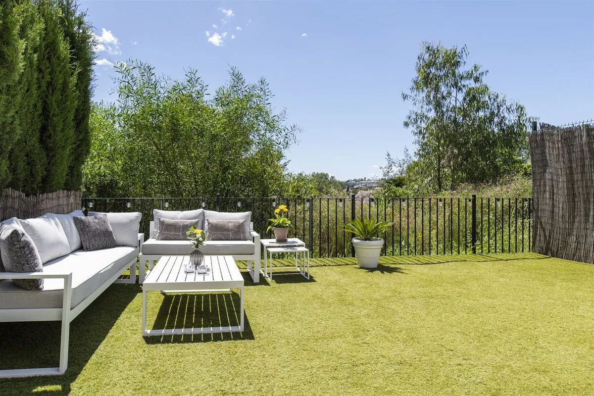 9e72fc8b-776b-464a-942e-3ad5112957a0