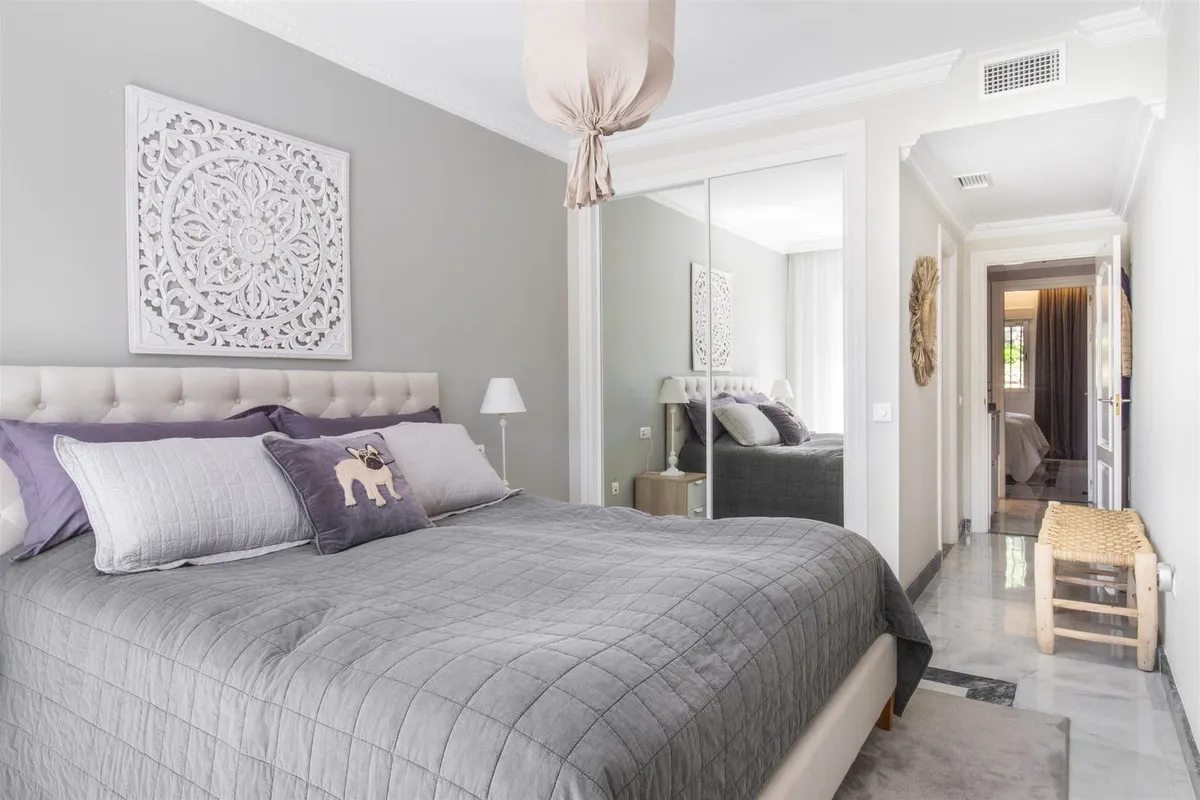 acdf8784-ca88-435b-8834-34c9dcae1fdd